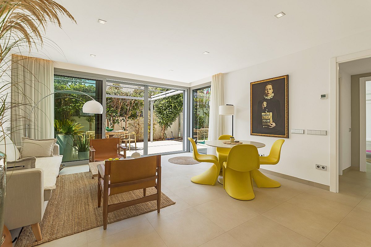 Exclusive residence with garden and private pool - 7