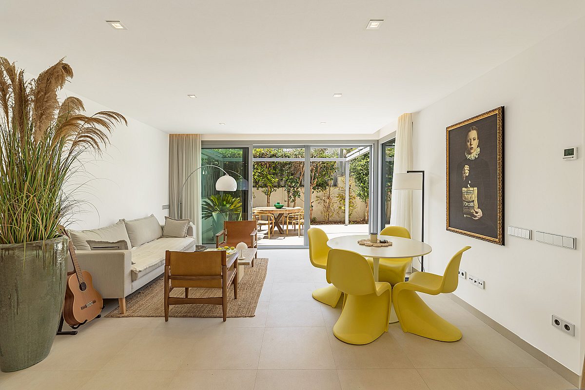 Exclusive residence with garden and private pool - 18