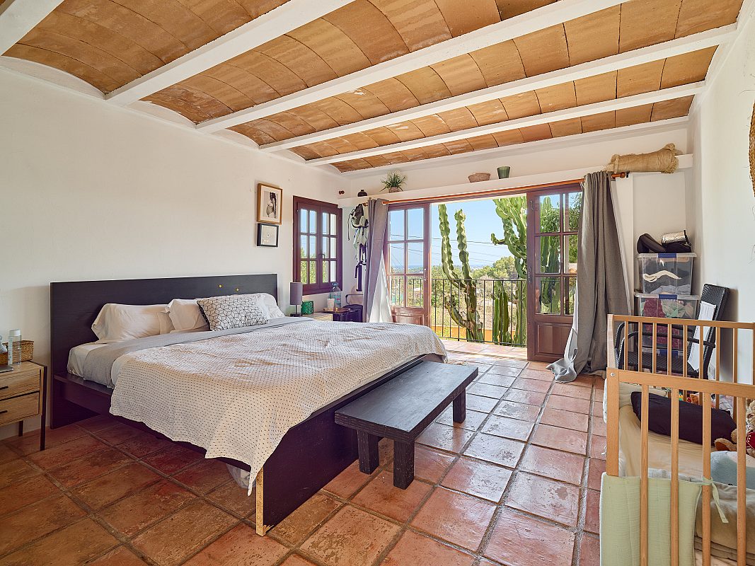 Authentic Ibicencan retreat in the heart of the Island with tennis court next to UNVRS - 14