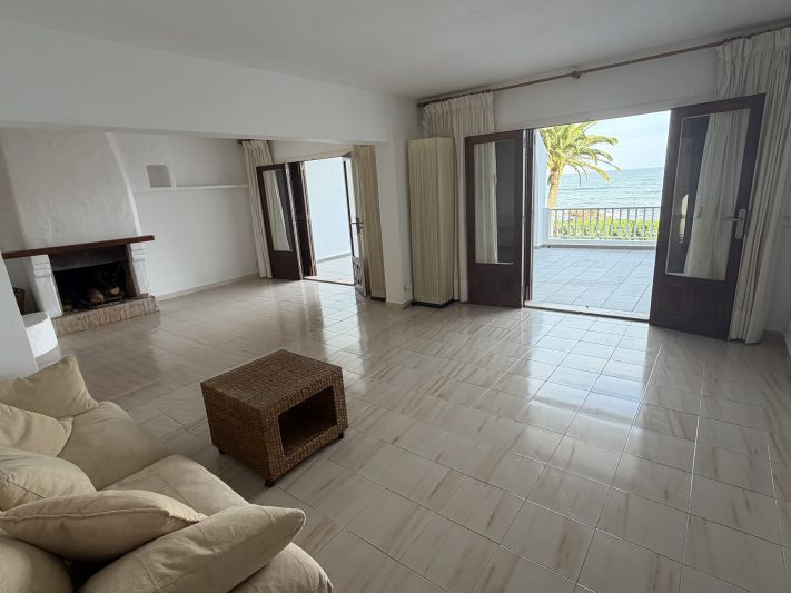 Außergewöhnliche Küsteninvestition mit Panoramablick - 3